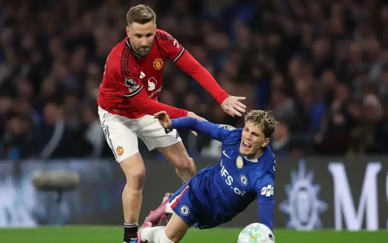 يعود تراجع تشيلسي إلى التدمير الذاتي.